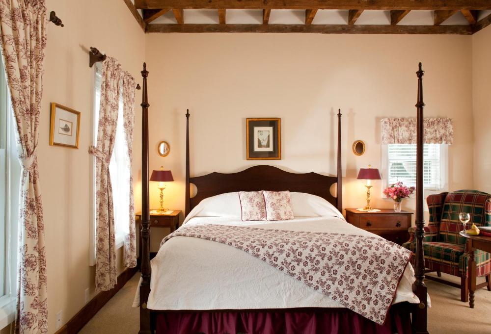 King Room - Disability Access interior